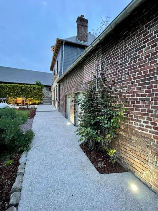 Gite Les Rives Du Dun Le Bourg-Dun Exterior photo